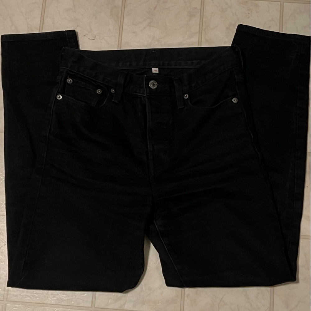 Black Levi’s Denim Jeans